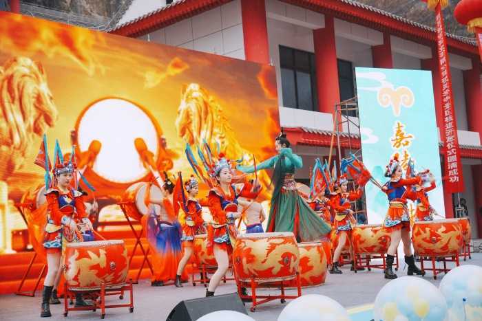 “嘉陵棧道 靈巖洞天”靈巖寺景區棧道開放暨略陽縣冬季文旅消費季系列活動啟動