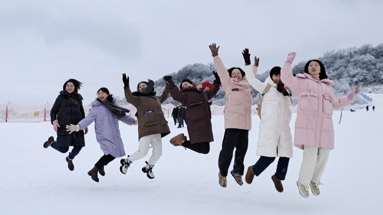 漢中市冰雪嘉年華南鄭分會場暨龍頭山第六屆云端冰雪季盛大啟幕插圖4