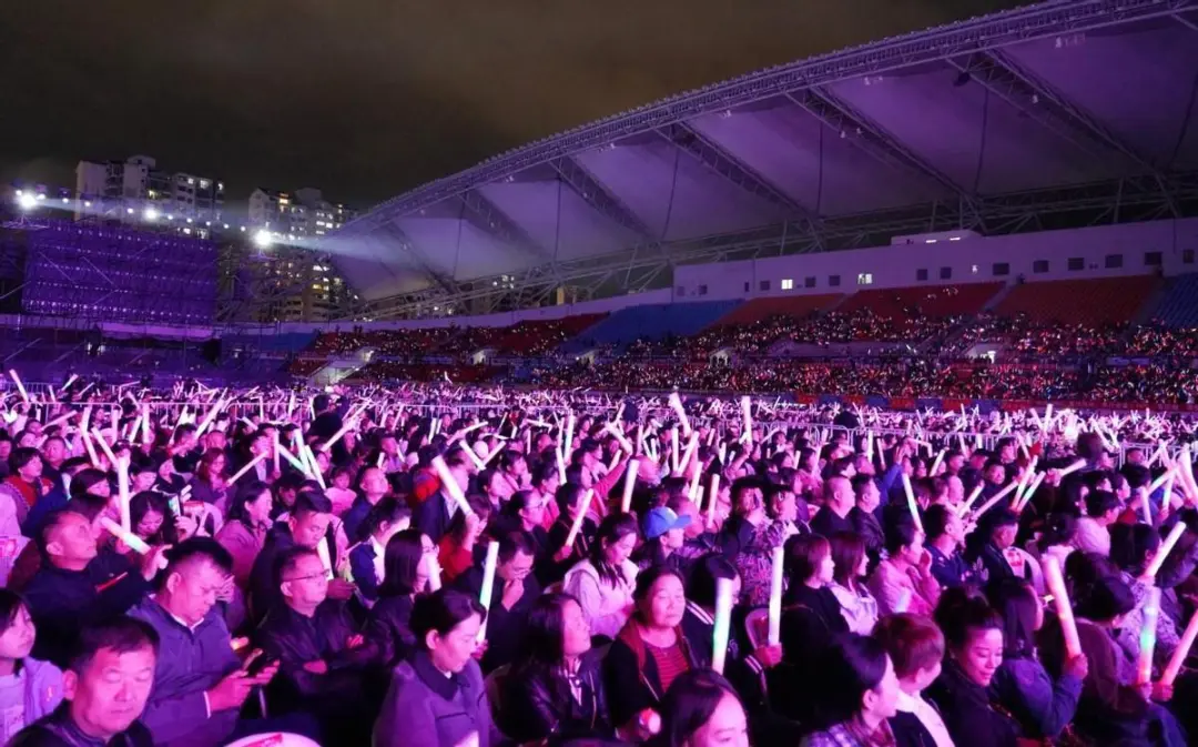 傾情演繹！“魅力漢中﹒音你而來”群星演唱會在漢臺成功舉辦